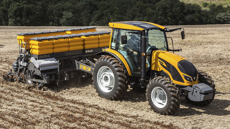 Línea A4 - Tractor Valtra